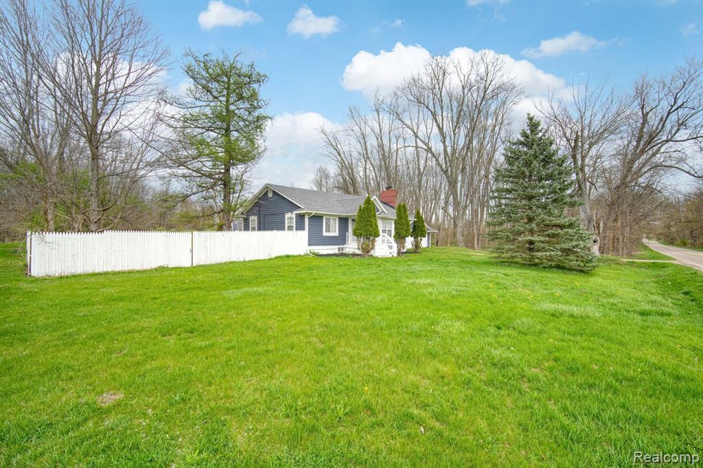 5035 CENTER Road, Linden, MI 48451 — Photo 65