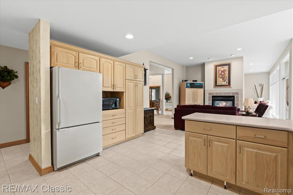 4160 Rolling Pines Court, Commerce Twp, MI 48382 — Photo 27