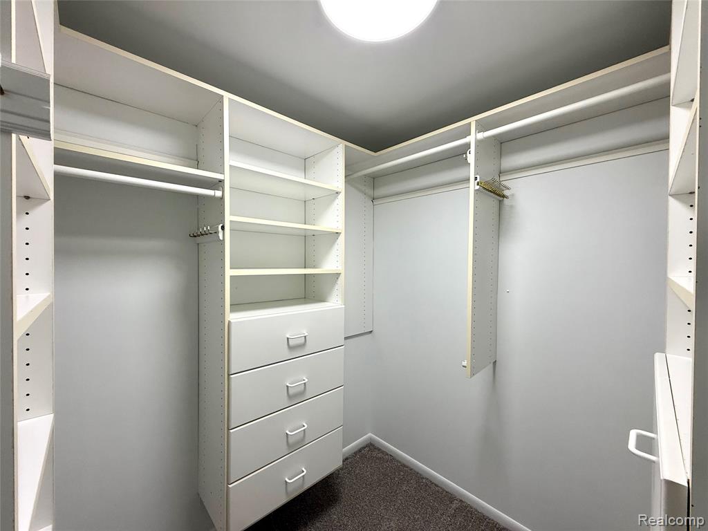 38552 Macintosh Court, Clinton Twp, MI 48036 — Photo 54