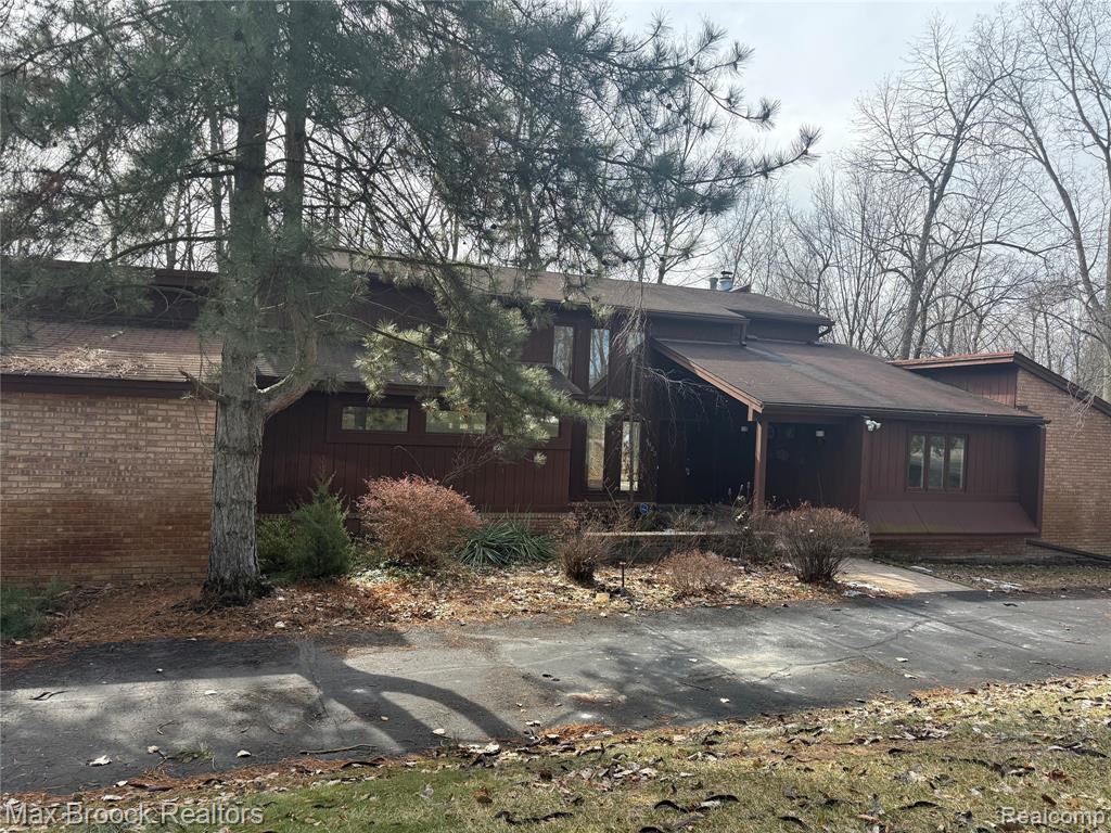 4623 Patrick Road, West Bloomfield, MI — front exterior