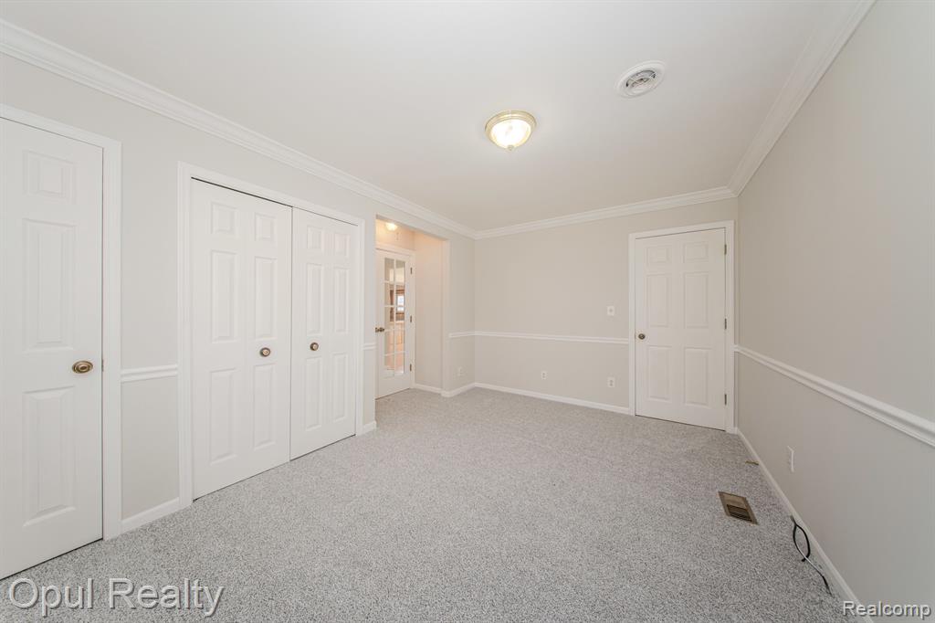 8105 LINDSEY Road, Casco, MI 48064 — Photo 10