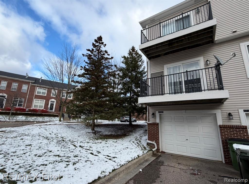 43203 Strand, Sterling Heights, MI 48313 — Photo 3