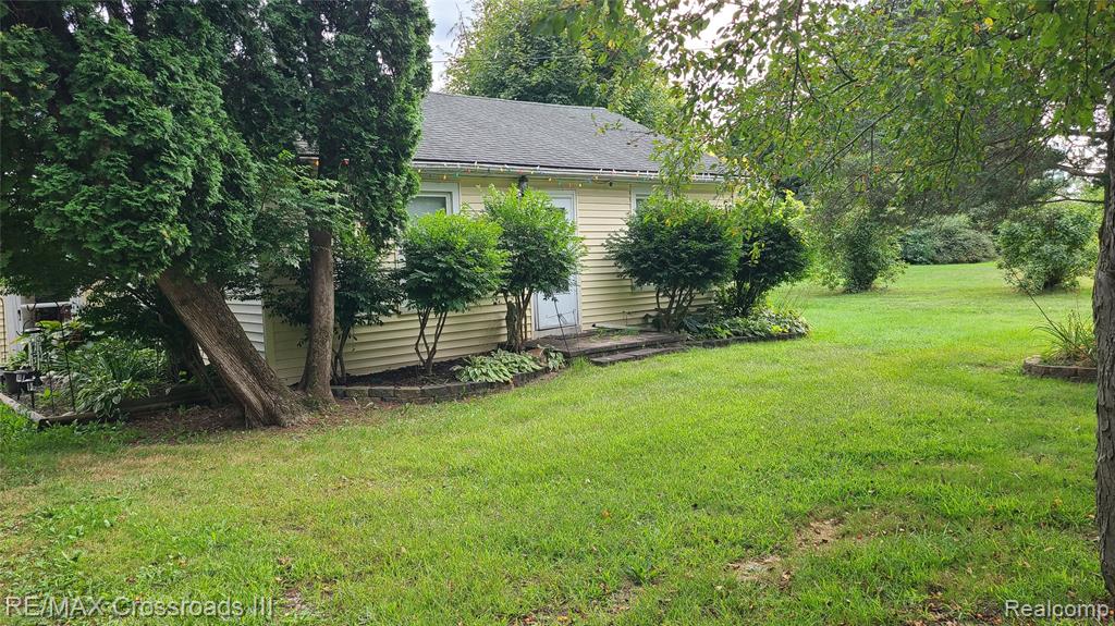 9486 Willis Road, Willis, MI 48191 — Photo 2