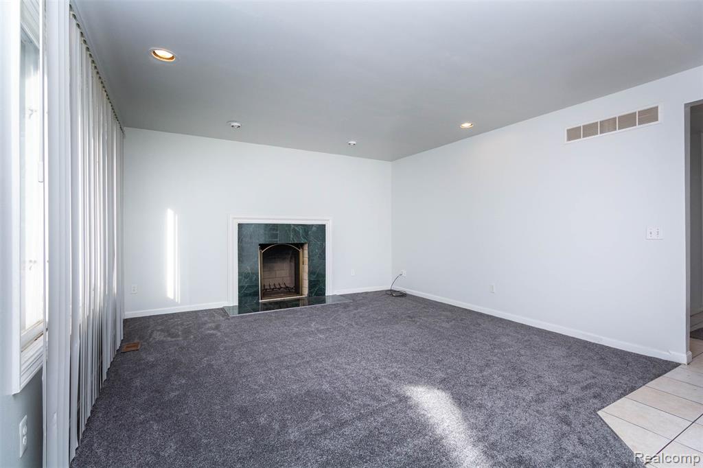 40945 Justin Drive, Sterling Heights, MI 48310 — Photo 16