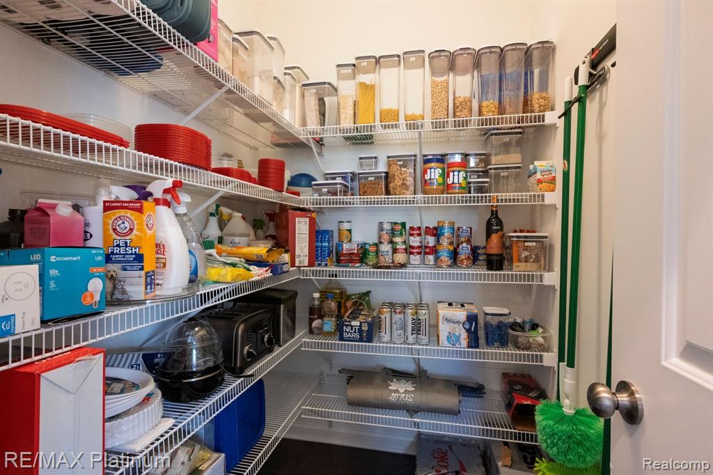 1402 SECRETARIAT Way, Howell, MI 48843 — Photo 14
