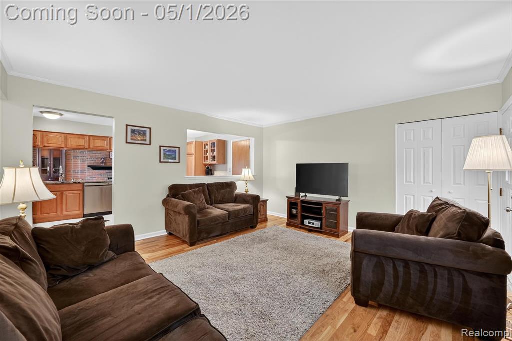 7061 London Court, Canton, MI 48187 — Photo 4