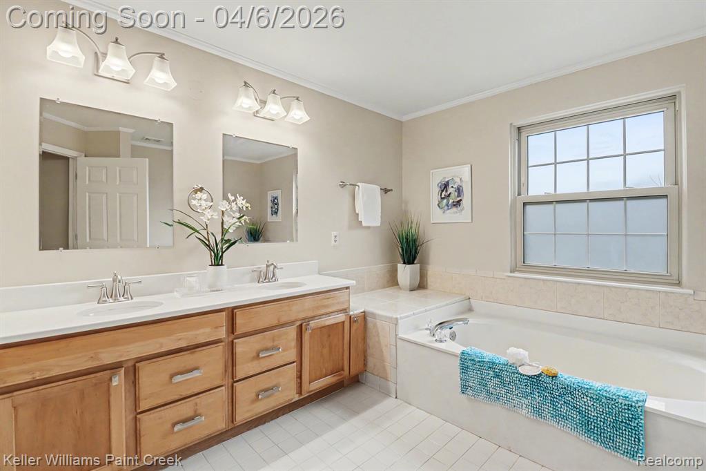 2187 Marie Drive, Lake Orion, MI — Photo 12
