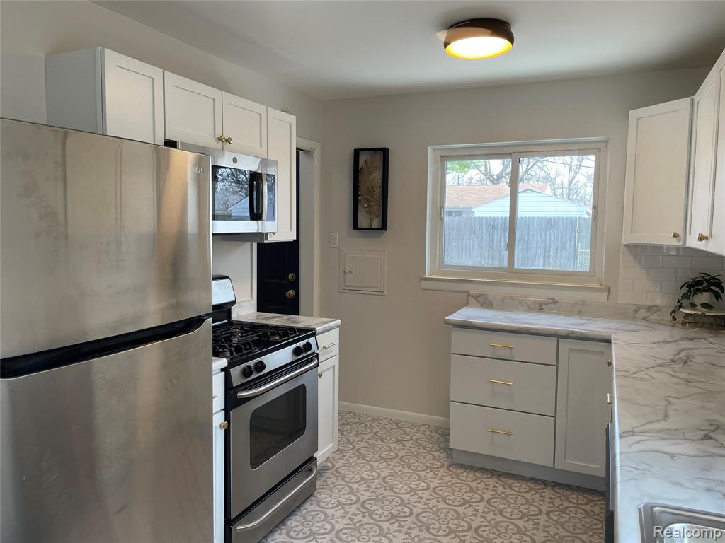661 Nash Avenue, Ypsilanti, MI 48198 — Photo 11