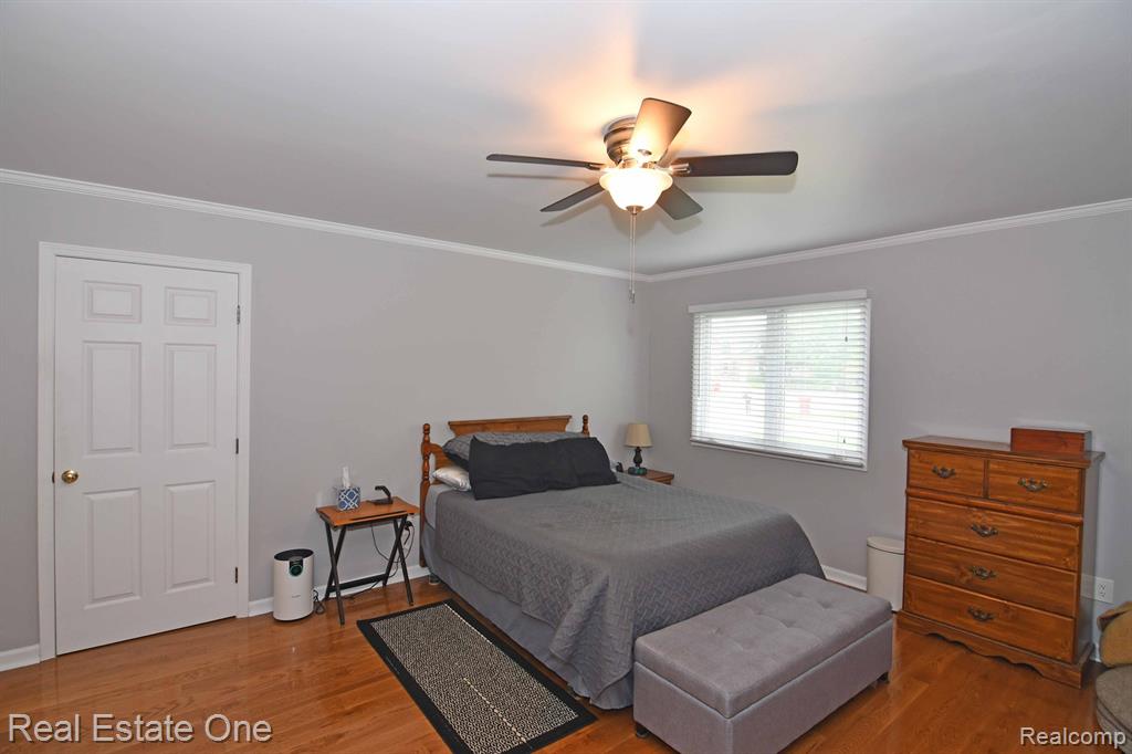 42388 Shulock Drive, Clinton Twp, MI 48038 — Photo 16