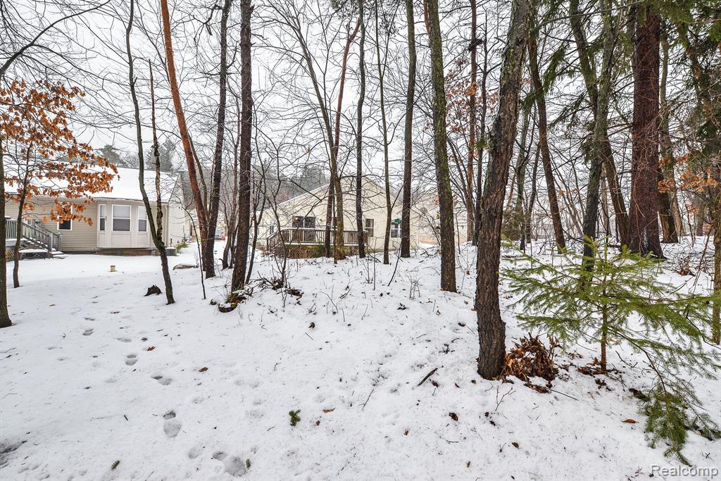 2578 SIGNATURE Circle, Pinckney, MI 48169 — Photo 46
