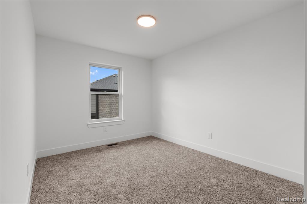 2845 Summers Place, Troy, MI 48084 — Photo 15