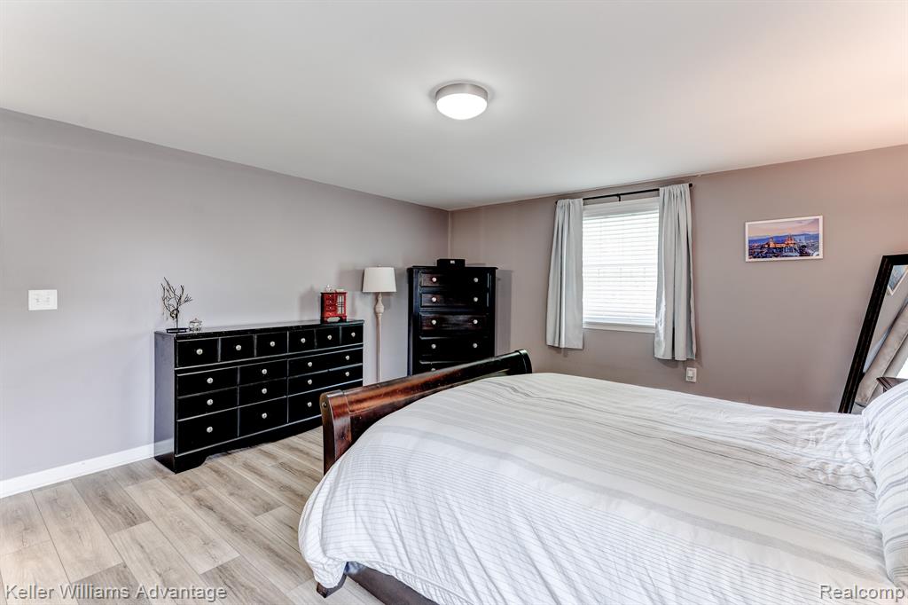 47397 Bartlett Drive, Canton, MI 48187 — Photo 27