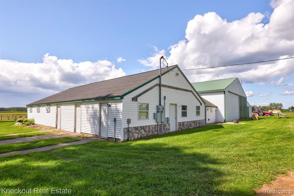 8424 Oak Road, Millington, MI 48746 — Photo 11