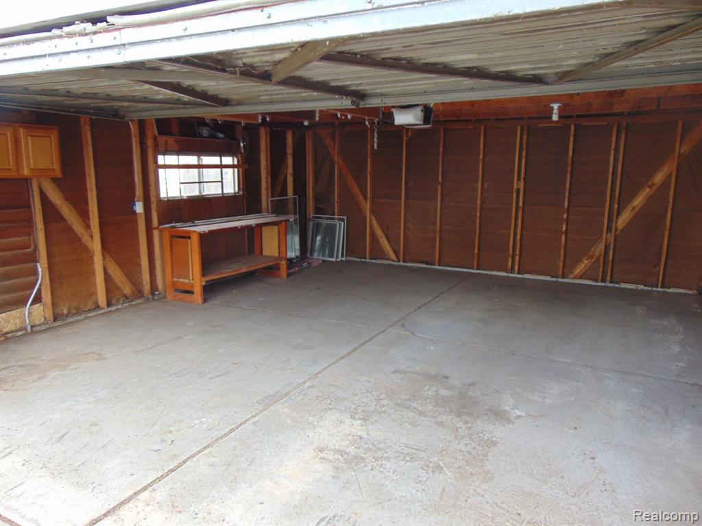 8454 SHERMAN Avenue, Warren, MI 48089 — Photo 16