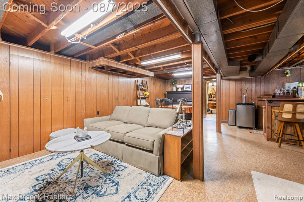 437 Meadow Lane, Rochester, MI 48307 — Photo 17