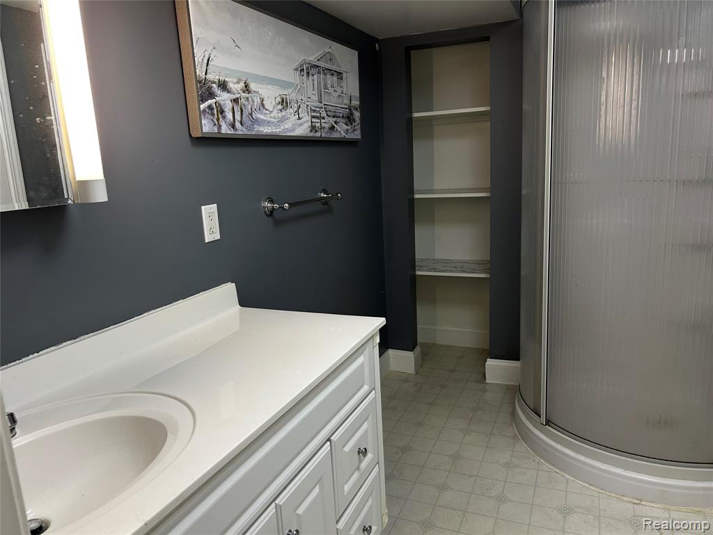 5440 Deland Road, Flushing, MI 48433 — Photo 20