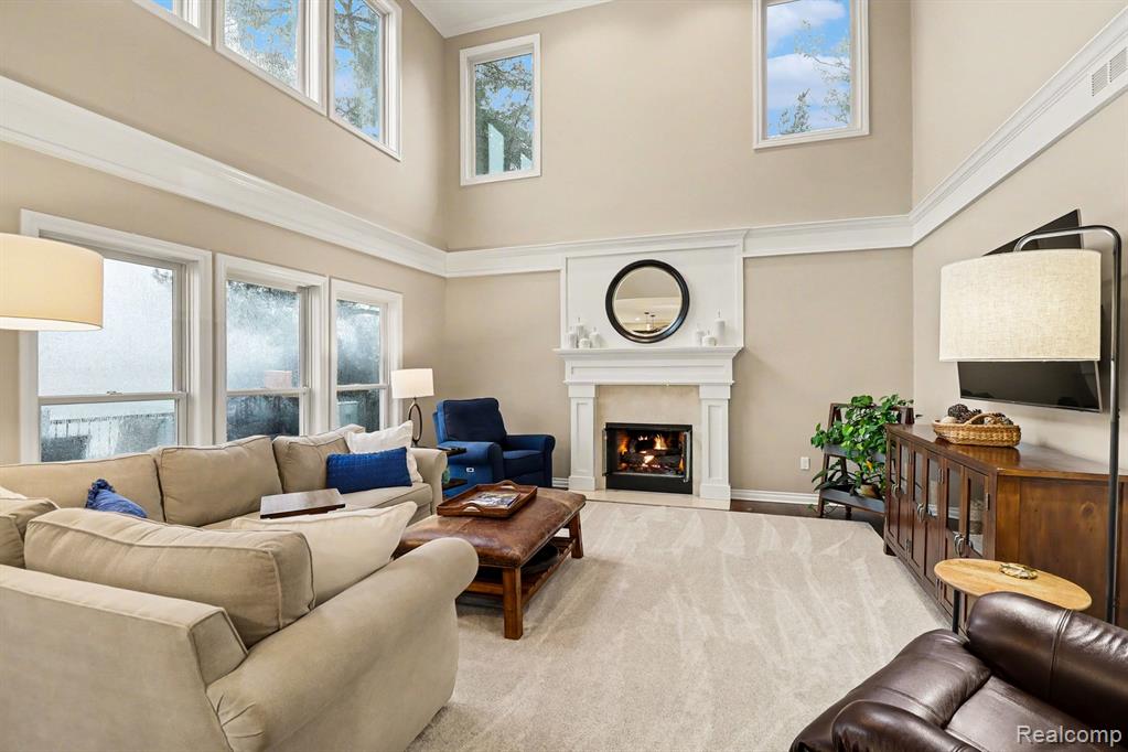 4372 Lamson Drive, Waterford, MI 48329 — Photo 4