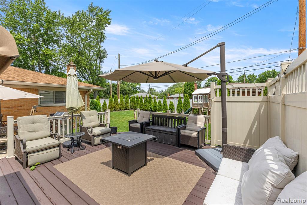 8570 Rockland Street, Dearborn Heights, MI 48127 — Photo 44