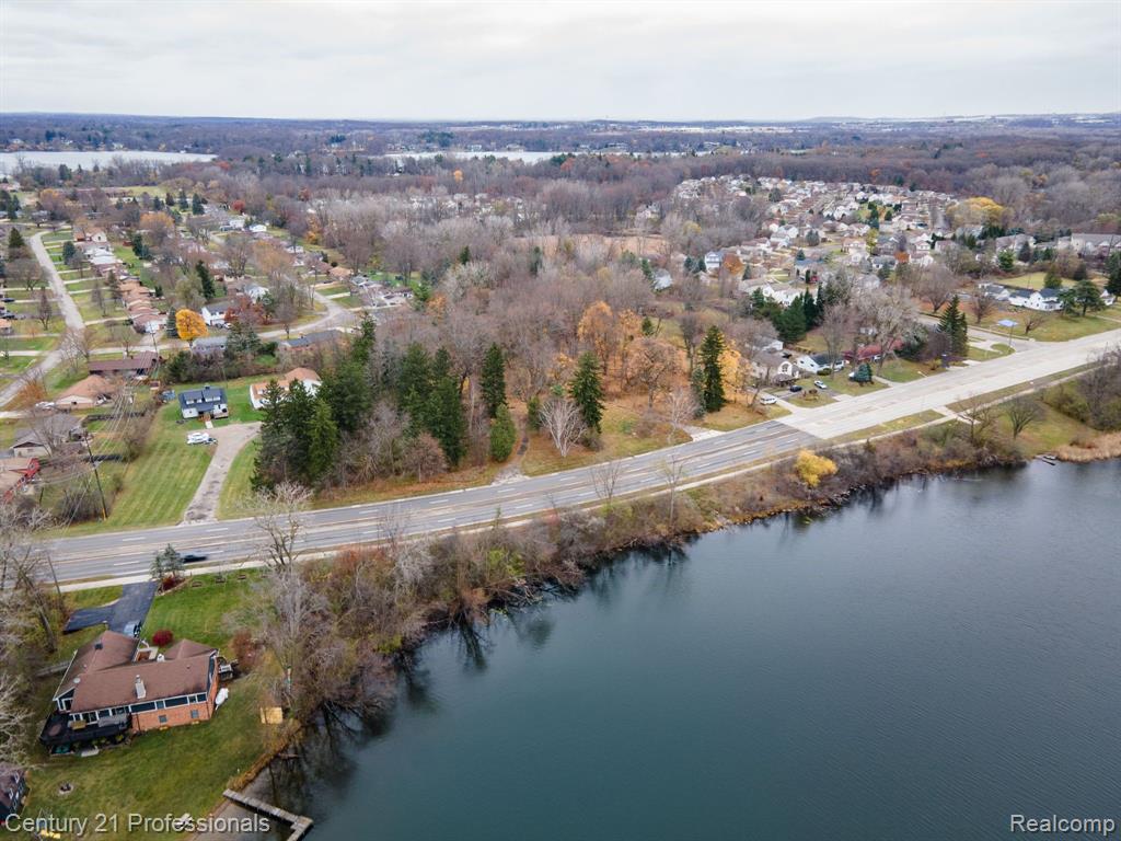 LOT 1 W WALTON, Waterford, MI 48329 — Photo 10