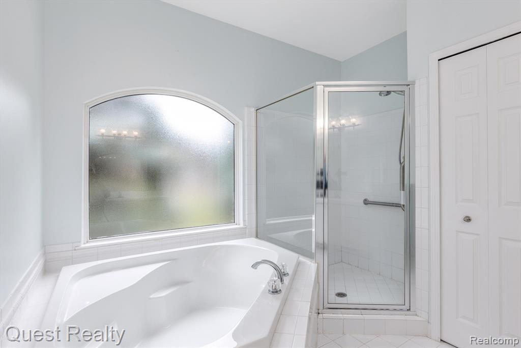49807 Sable Creek Drive, Macomb, MI 48042 — Photo 22