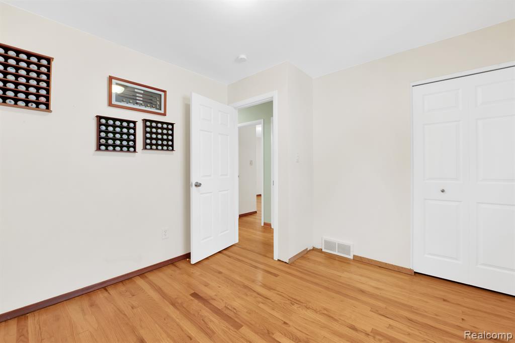 6049 GULLEY Street, Taylor, MI 48180 — Photo 15