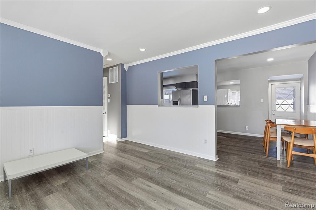 1273 Fall River Road, Ypsilanti, MI 48198 — Photo 5