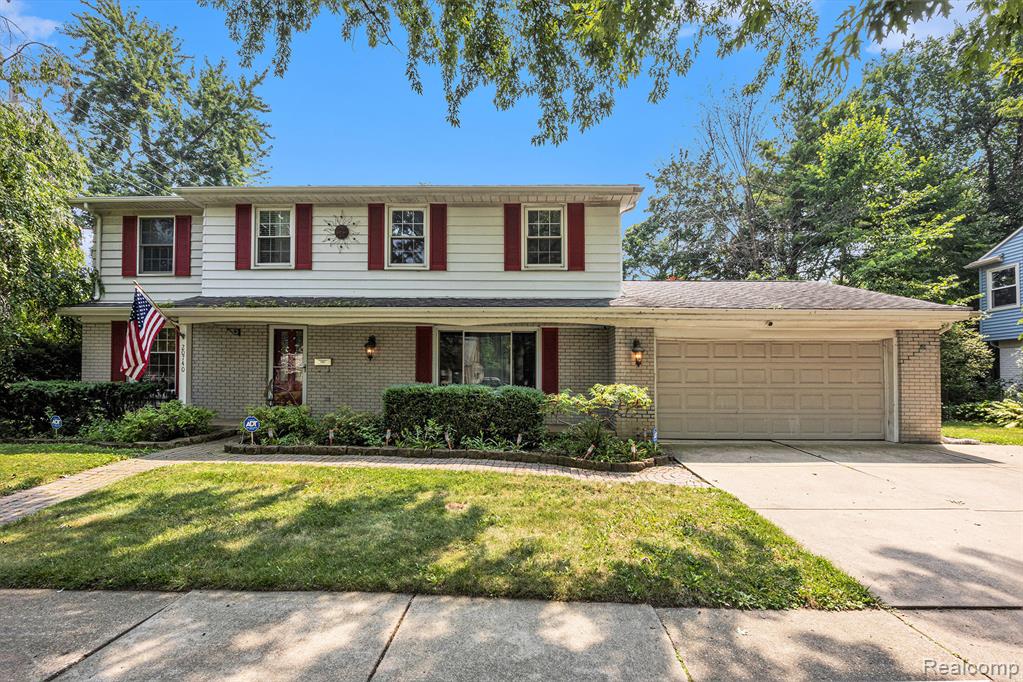 20740 Marter Road, Grosse Pointe Woods, MI 48236 — front exterior