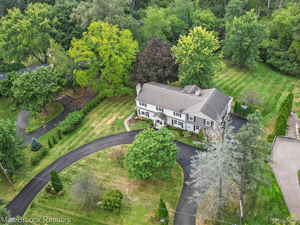 6570 CASTLE Drive, Bloomfield Hills, MI 48301 — Photo 3
