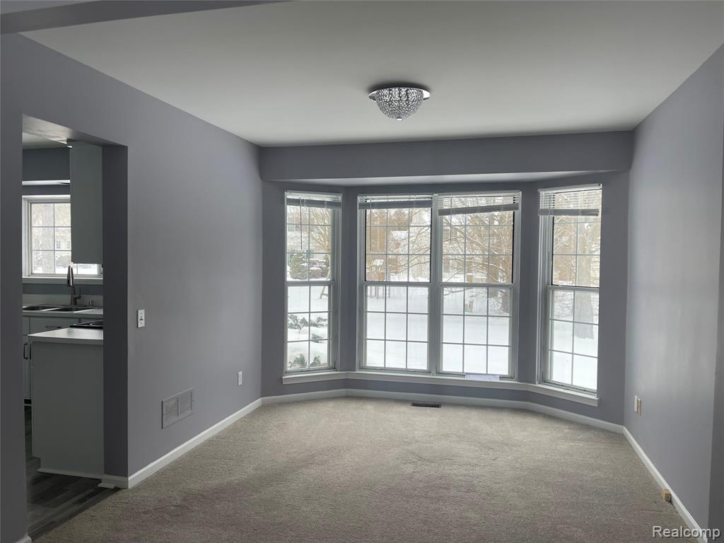 45225 Yorkshire Drive, Novi, MI — Photo 7