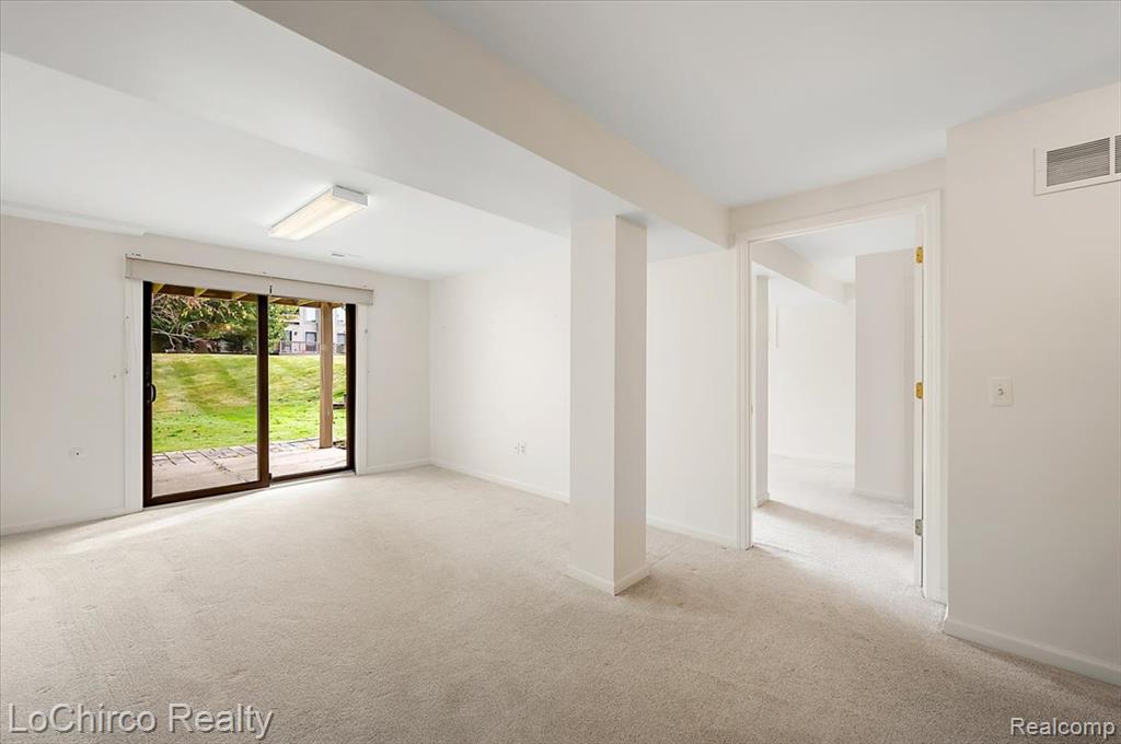 733 Hamilton Court, Rochester Hills, MI 48307 — Photo 45