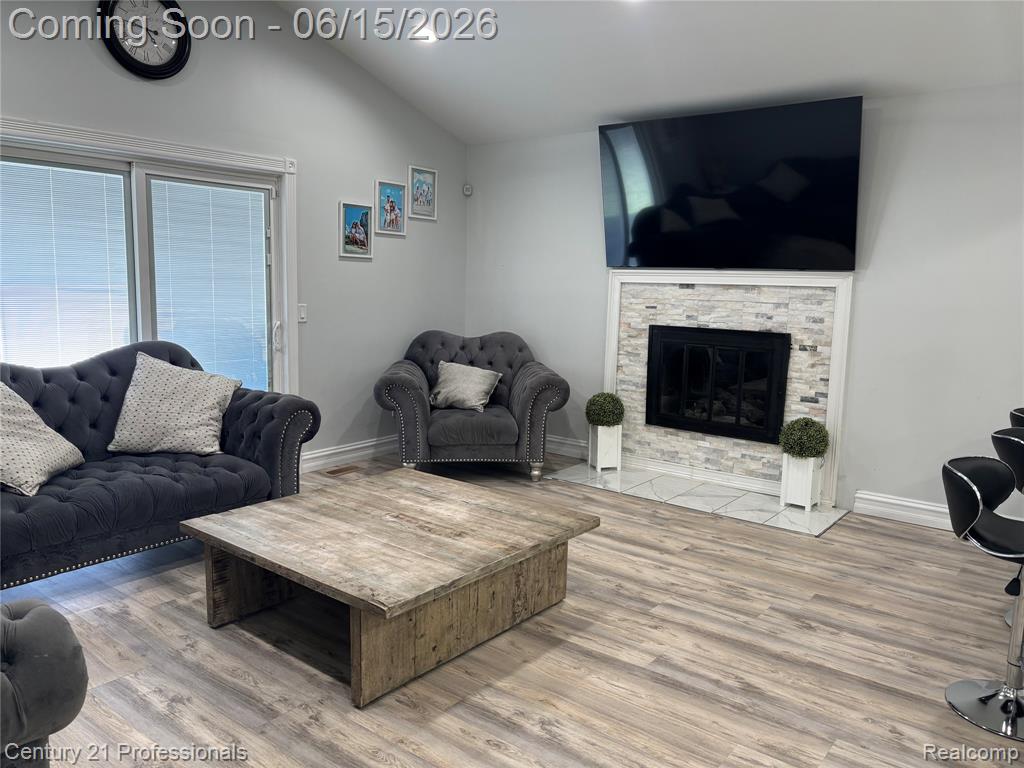 39548 Pinebrook Drive, Sterling Heights, MI 48310 — Photo 7