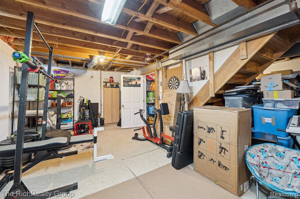 7896 LAKE CREST Drive, Ypsilanti, MI 48197 — Photo 17