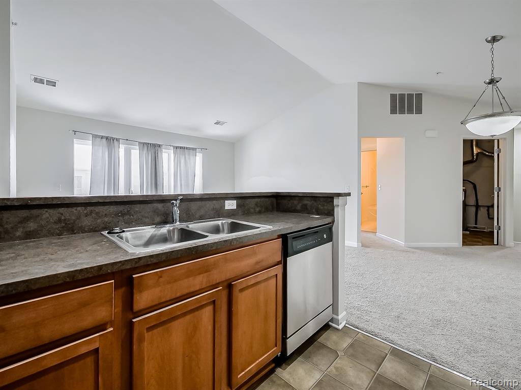 245 WRIGHT Street, Wixom, MI — Photo 9
