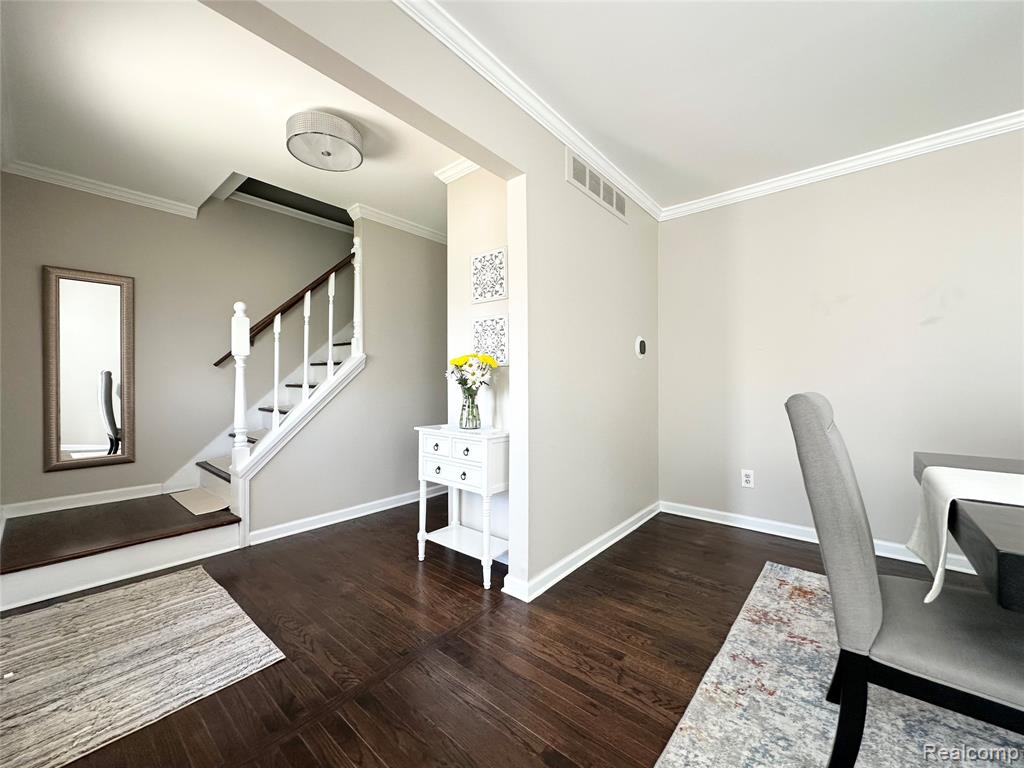 4581 Benjamin Drive, Sterling Heights, MI 48310 — Photo 4