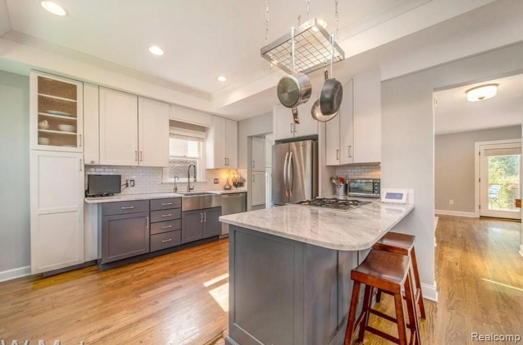986 Smith Avenue, Birmingham, MI 48009 — Photo 12