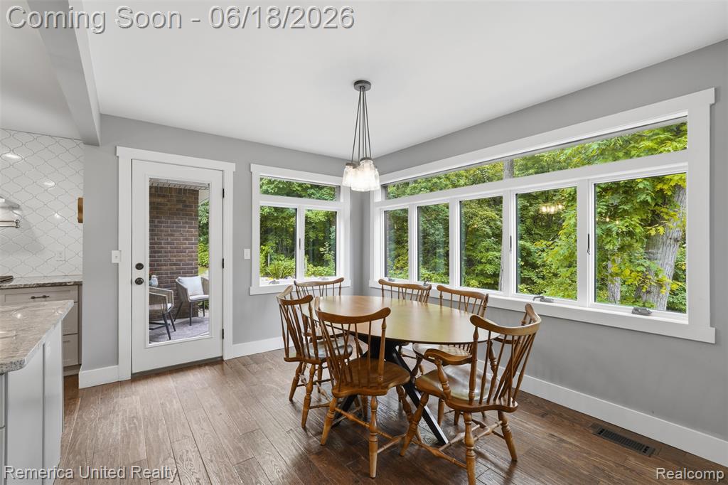 3175 Kensington Road, Milford, MI 48380 — Photo 9
