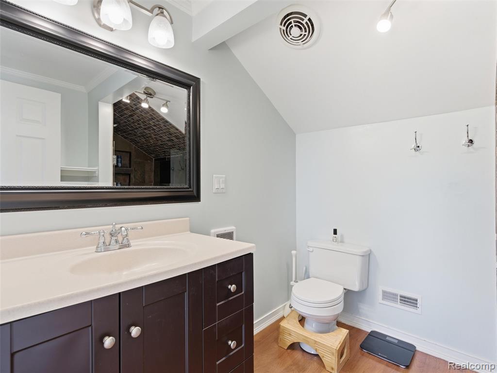 7790 Powers Court, Utica, MI 48317 — Photo 24