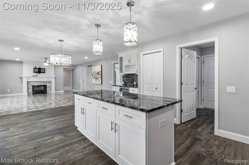 5366 Midchester Court, West Bloomfield, MI 48324 — Photo 16