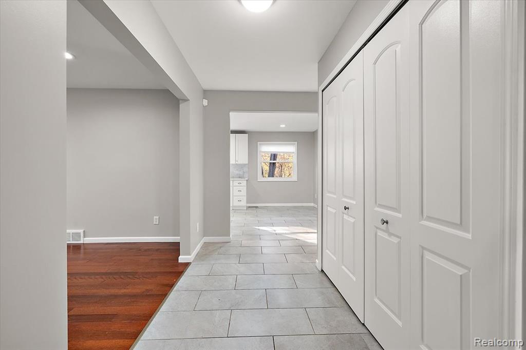 4783 Quarton Road, Bloomfield Hills, MI 48301 — Photo 13