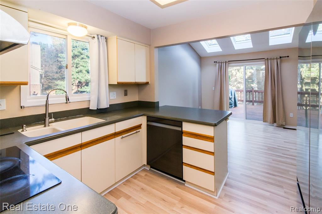 4161 Breckenridge Drive, West Bloomfield, MI — Photo 19