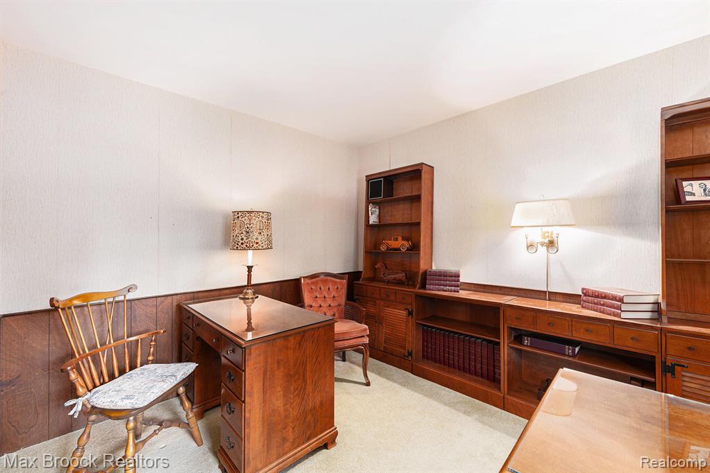 942 S Shady Hollow Circle, Bloomfield Hills, MI 48304 — Photo 22