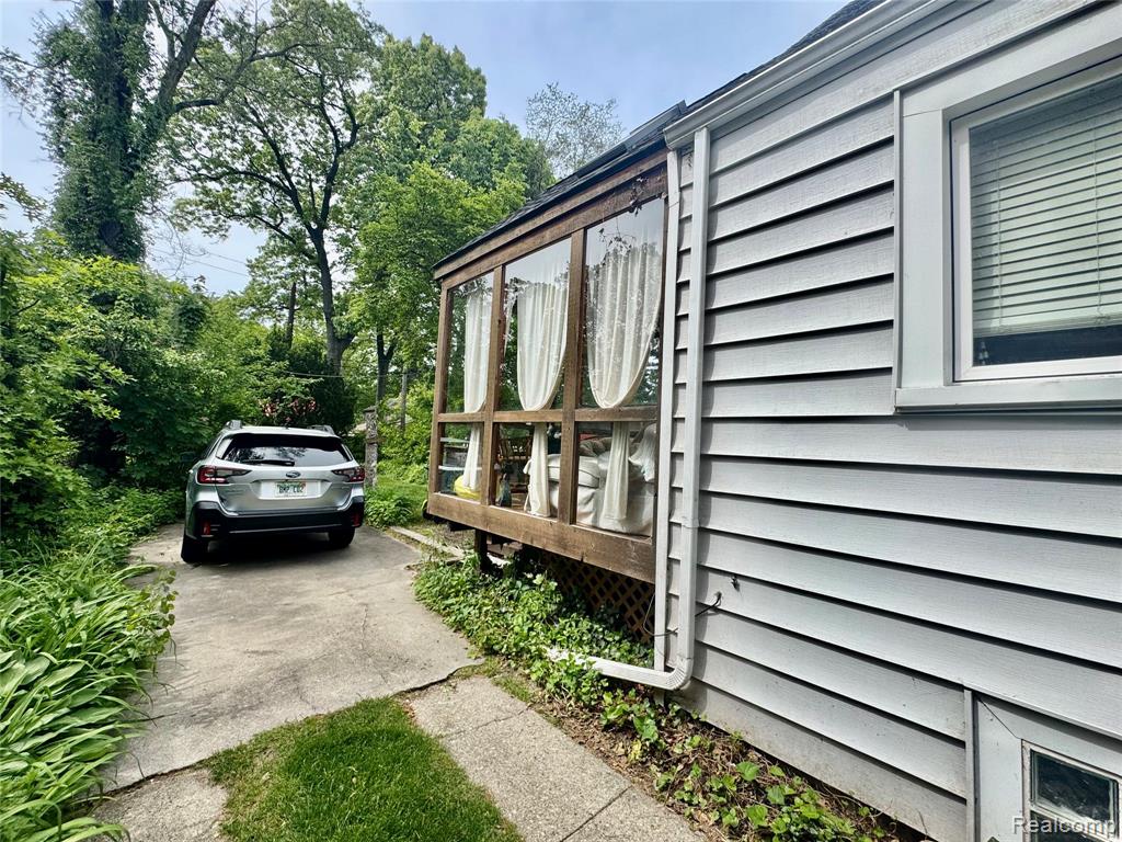621 W Cambourne Street, Ferndale, MI 48220 — Photo 26