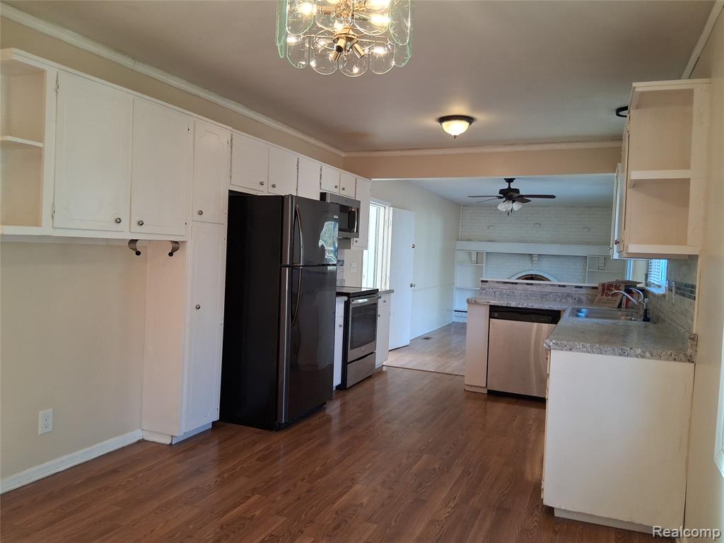 5097 Middleboro Road, Grand Blanc, MI 48439 — Photo 9