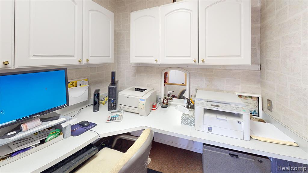 721 S Michigan, Howell, MI 48843 — Photo 11