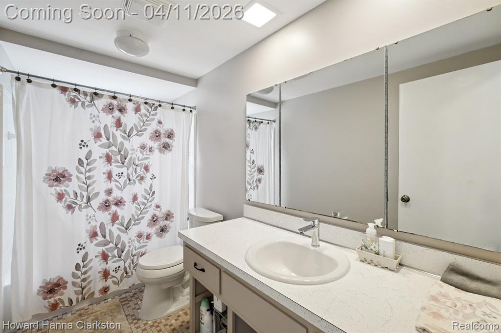 10995 Big Lake Road, Davisburg, MI 48350 — Photo 16