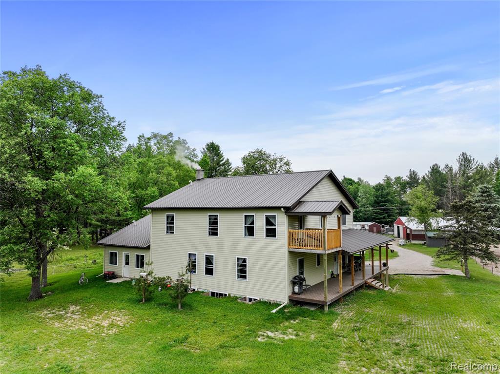 8875 N Lakola Road, Tustin, MI 49688 — Photo 15