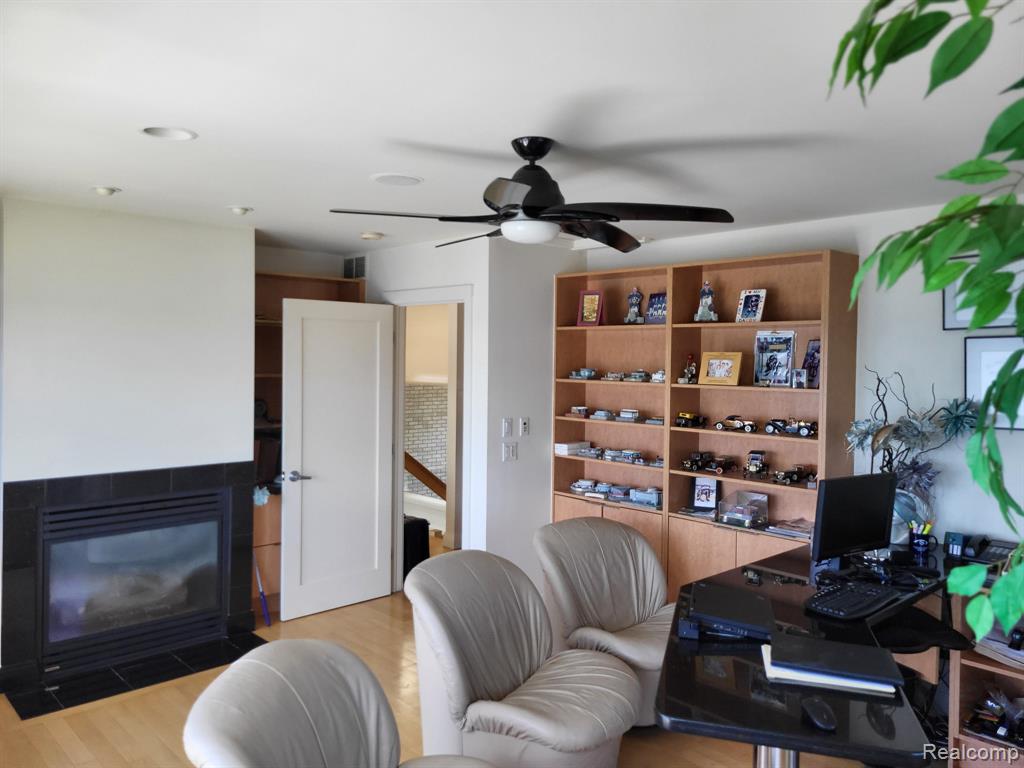 1296 Labrosse Drive, Waterford, MI 48328 — Photo 41