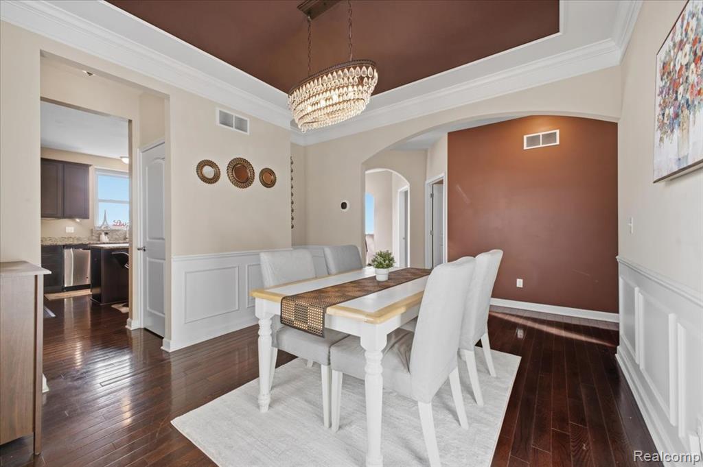 4930 E Stonegate Circle, Lake Orion, MI — Photo 15