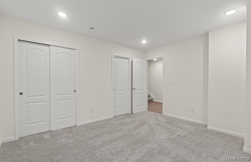 42846 Atwood Avenue, Novi, MI — Photo 9