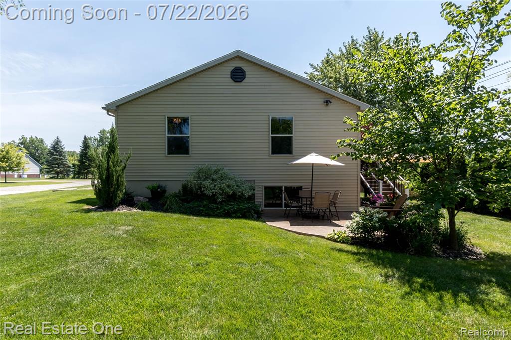 9331 Clifton Avenue, Northville, MI 48168 — Photo 8